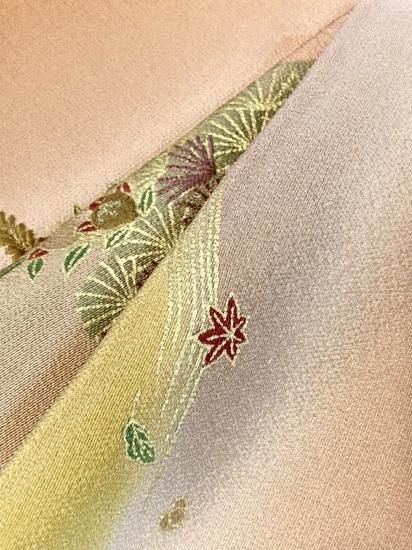 縮緬地 流水に松・梅・橘・藤・菊・紅葉文様 刺繍 友禅染 半襟 縮緬地 流水に松・梅・橘・藤・菊・紅葉文様 刺繍 友禅染 半襟