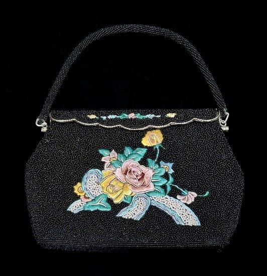 ビーズバッグ アンティーク 踏切り 総ビーズ 刺繍 Hong Kong レトロ ビーズバッグ アンティーク 踏切り 総ビーズ 刺繍 Hong Kong レトロ