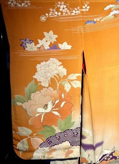御所車に檜扇・波に季節の花文様 アンティーク 四つ身 袷 着物