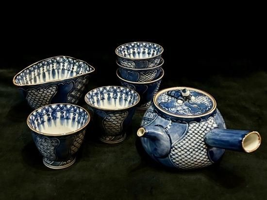 捻り祥瑞 加藤利昌作 煎茶器揃い 清水焼 京焼」 - 正尚堂 捻り祥瑞 加藤利昌作 煎茶器揃い 清水焼 京焼」 - 正尚堂