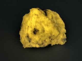強蛍光 ウェルネライト　黄色蛍光　柱石　30g