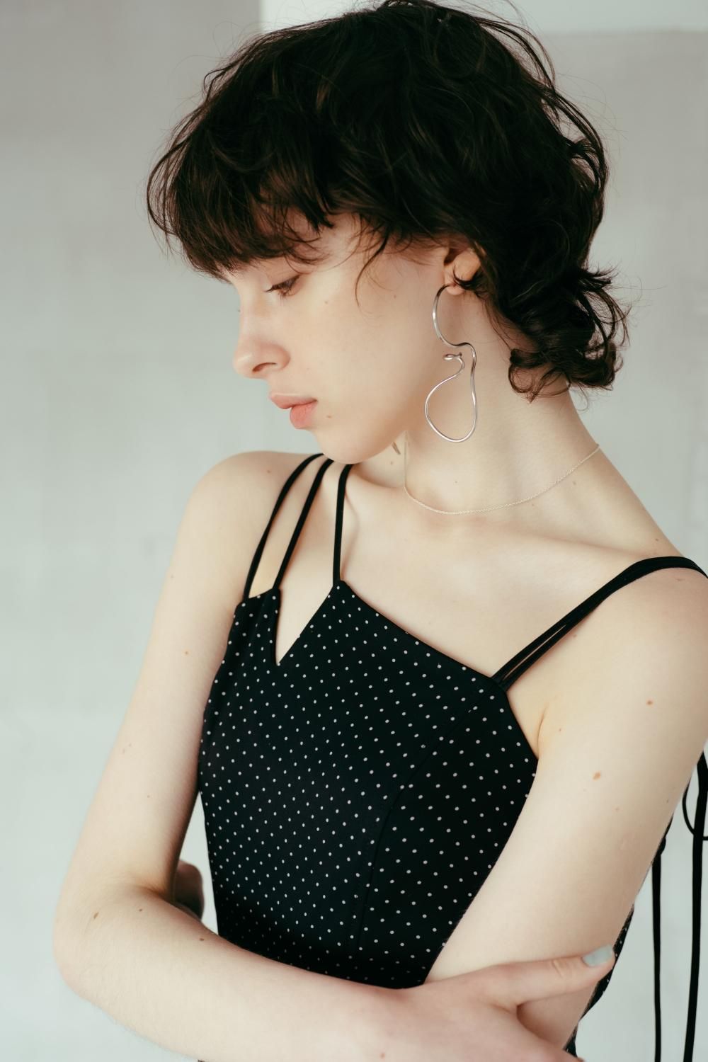 【美品】bcbgmaxazria オープンバック　ブラックドレス BCBG MAXAZRIA BLACK BACKLESS LONG DRESS w/ SPLIT CAP SLEEVE