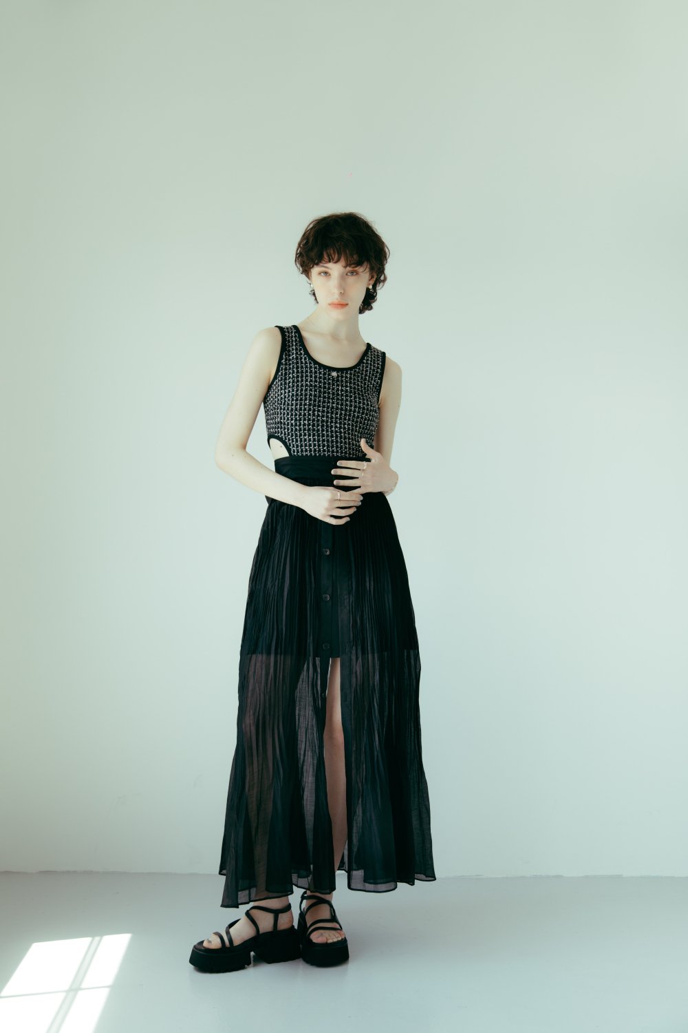 Cutwork Tweed Dress(Black)
