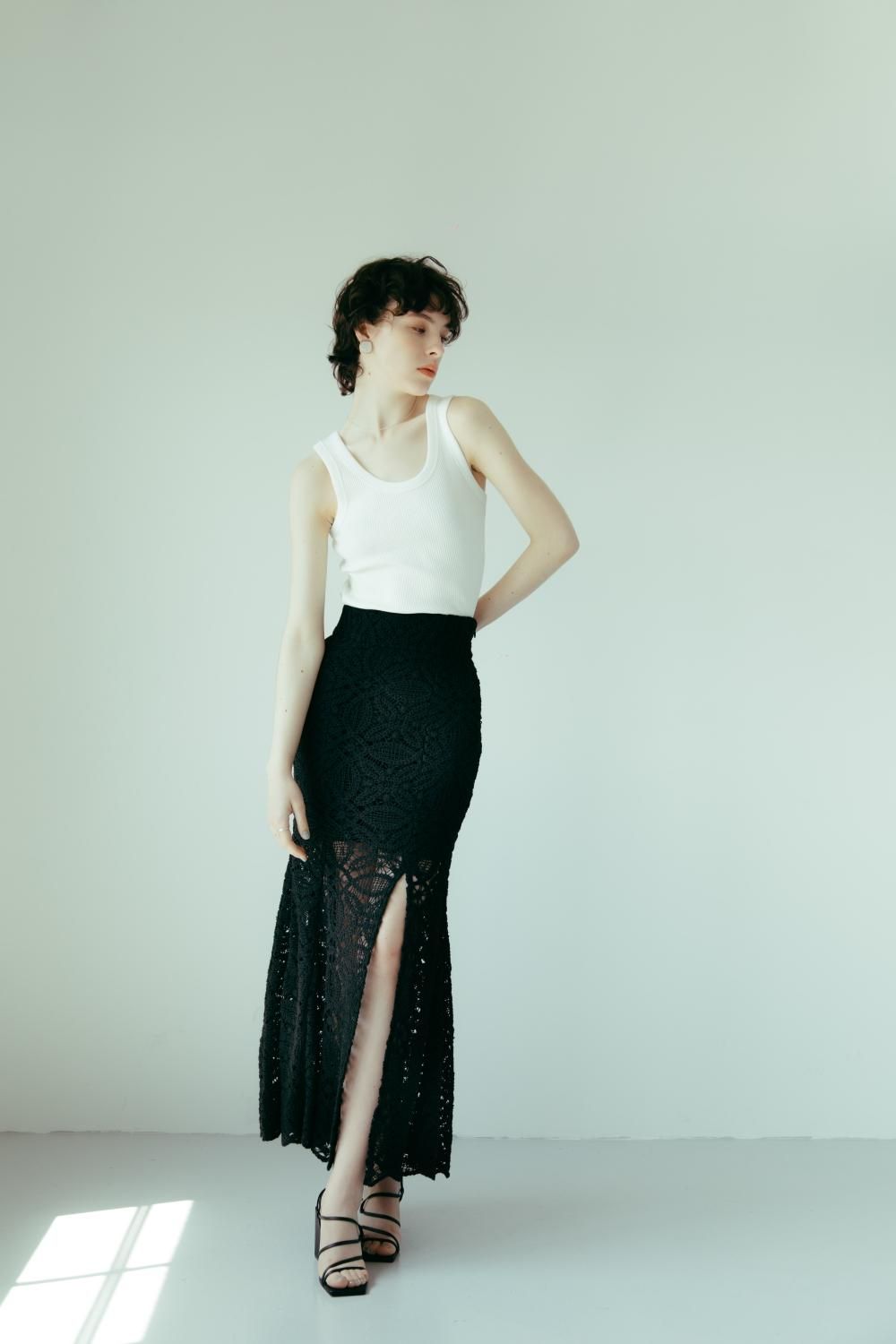 Slit Lace Skirt(Black)