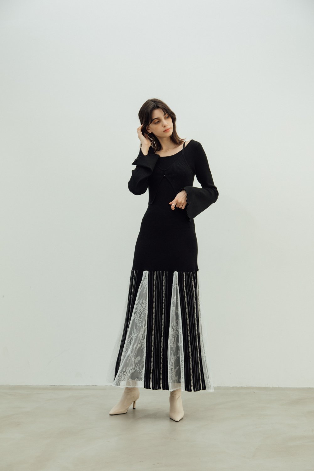 Lace Switching Knit Dress(Black)