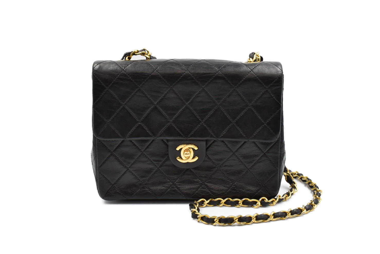Chanel Luxury Ligne Bowler Black Lambskin with Silver Chains Leather  ref.17261 - Joli Closet