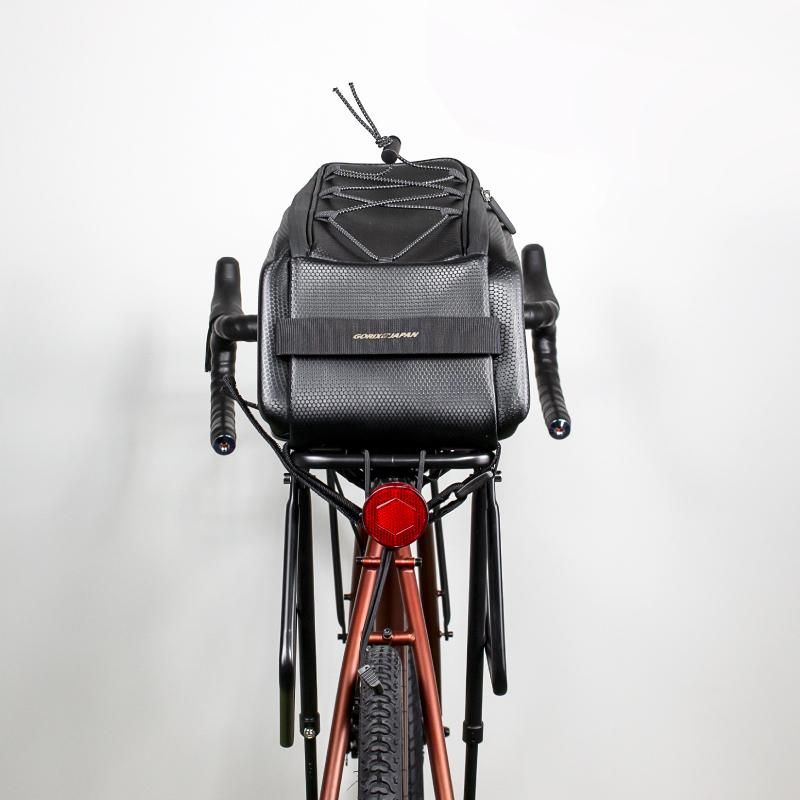 新品未使用　自転車ツーリングバック用　サイクルバックレインカバー4点 ハードシェル リアバッグ 自転車 防水 レインカバー付属 | 大