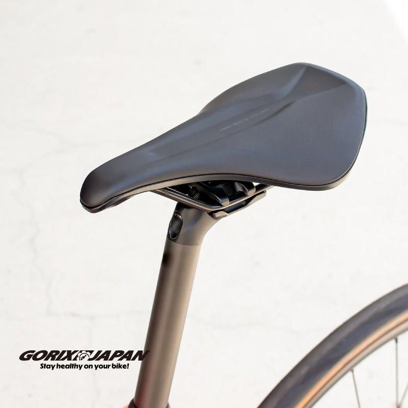 自転車 自転車サドル 超軽量サドル (GX-A215) 穴あきデザイン ロード