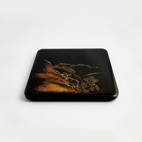 輪島塗 7寸 山水蒔絵 三段重(平台付) - 【漆器の通販】漆器の 輪島塗 7寸 山水蒔絵 三段重(平台付) - 【漆器の通販】漆器の