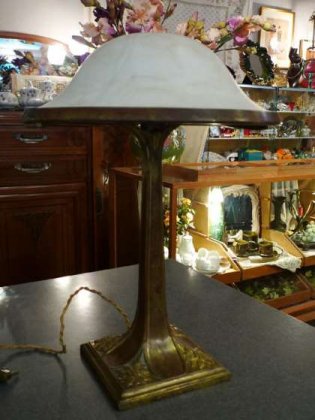 【フランスアンティーク照明】アールデコ テーブルランプ ラスター製 1930年