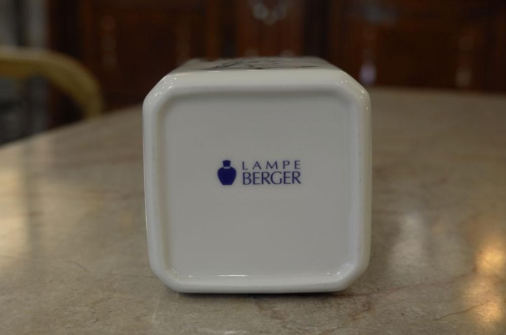 ランプベルジェアロマ アンティーク】Paris la tour eiffel