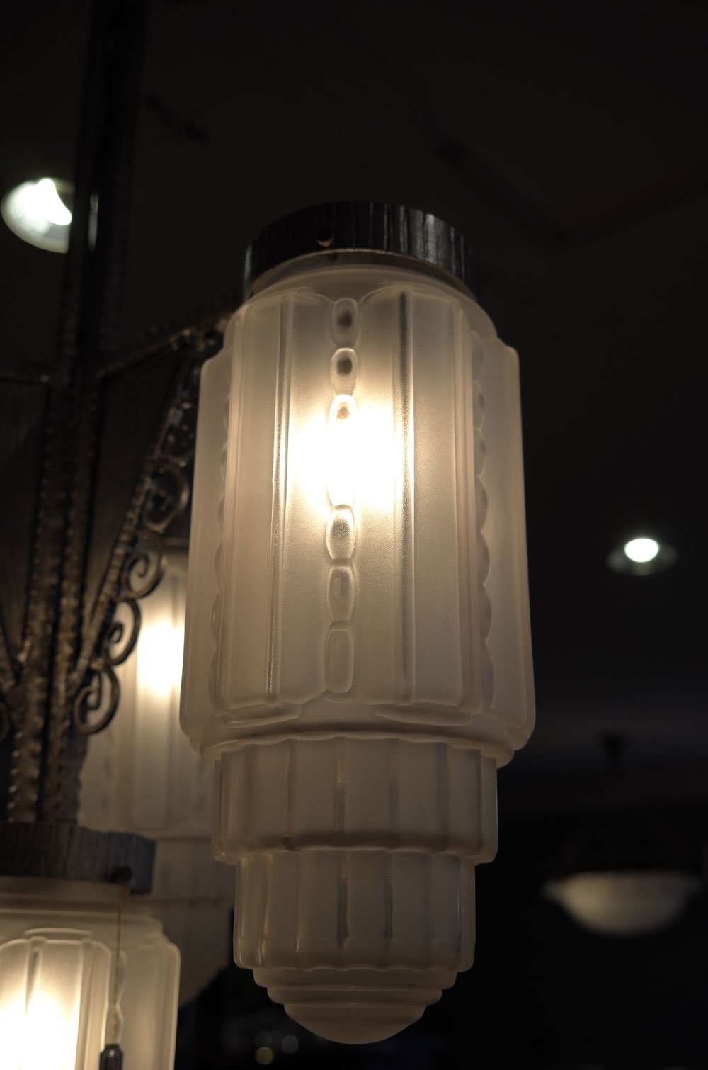 フランスアンティーク照明】アールデコ タワー型シャンデリア4灯 J 