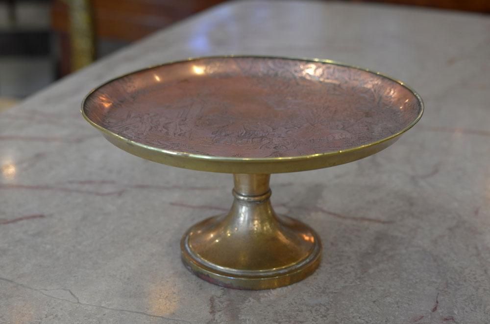 【フランス アンティーク】トカゲの真鍮トレイ アールヌーヴォー フランス アンティーク】トカゲの真鍮トレイ アールヌーヴォー