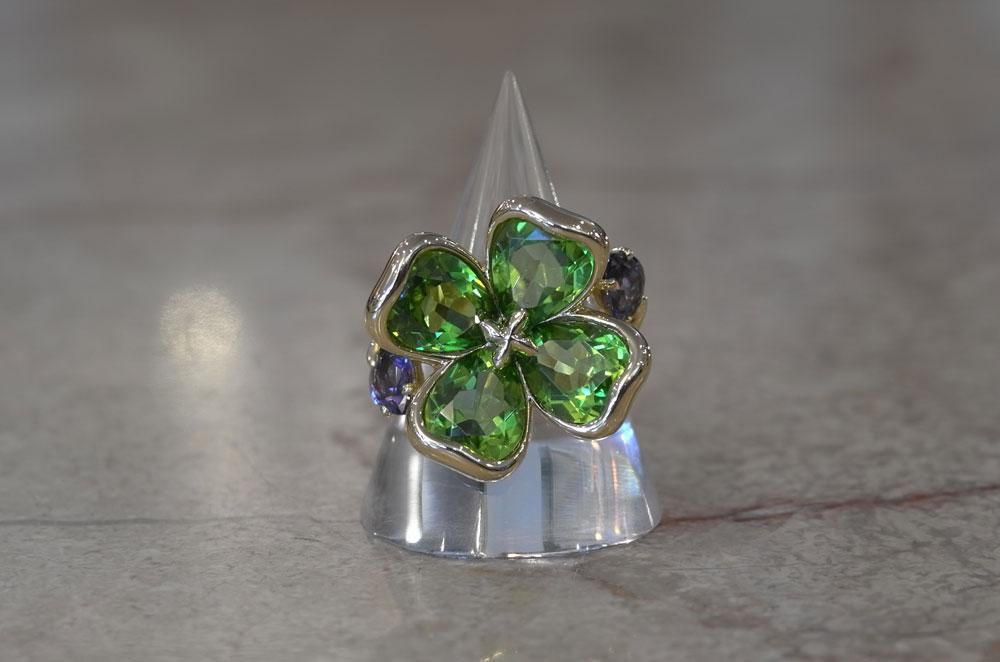 CHANEL リング　ヴィンテージ　クローバー フランスヴィンテージアクセサリーレディース】CHANEL 指輪