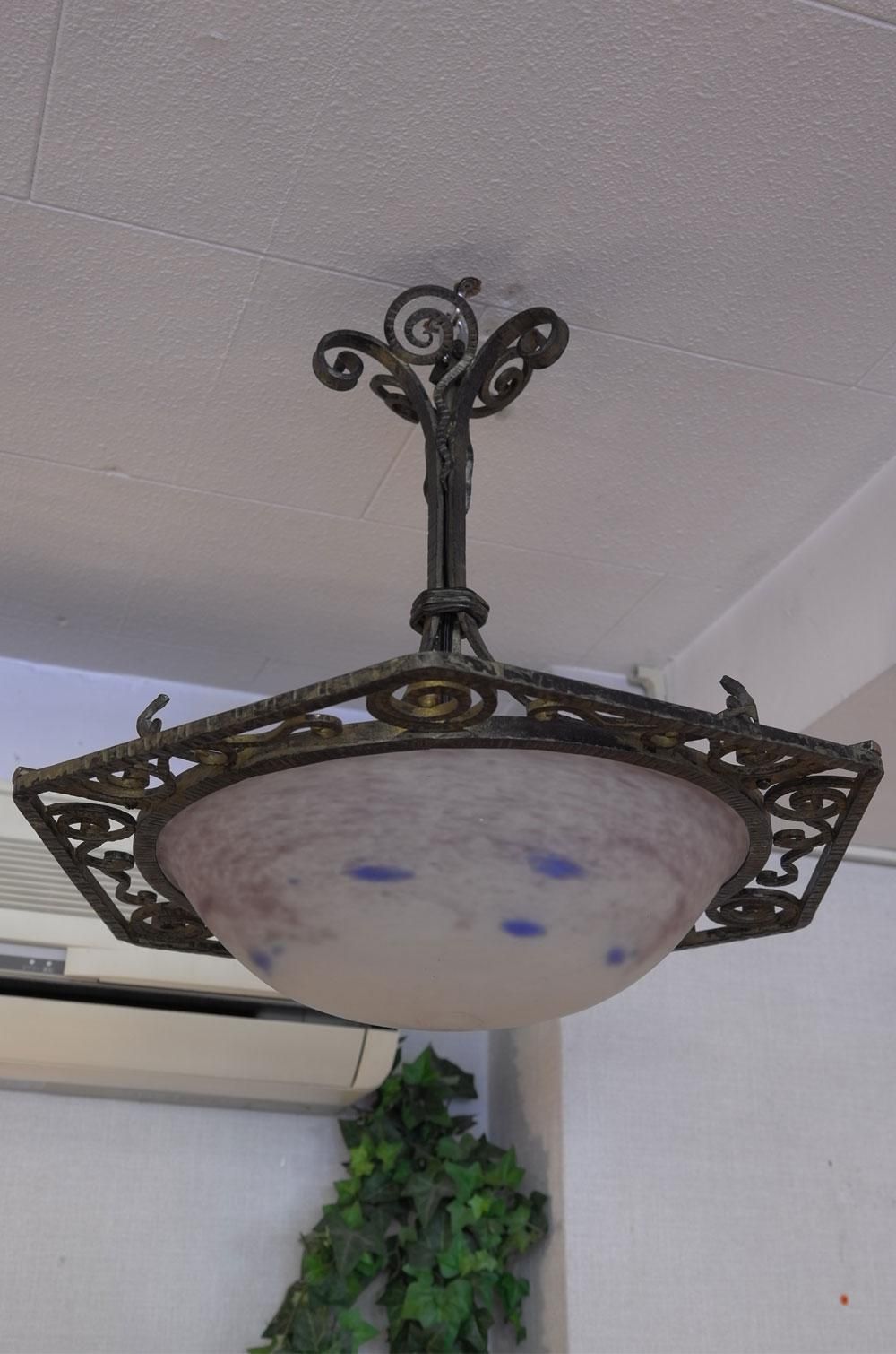 フランス アール・デコ 薔薇 シェード 天井照明 フランス アール・デコ 薔薇 シェード 天井照明 - メルカリ