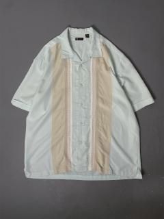 Embroidery open collar shirt size XL