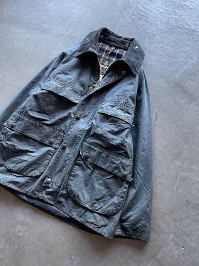 BARBOUR ビデイル 4ポケット より“道具”な「ビデイル」はさらに男らしいバブアーだ｜雑誌Begin