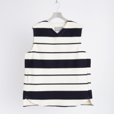 <img class='new_mark_img1' src='https://img.shop-pro.jp/img/new/icons16.gif' style='border:none;display:inline;margin:0px;padding:0px;width:auto;' />CURLY&Co./ CABLE JACQUARD VEST -border-
