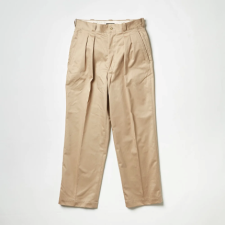 <img class='new_mark_img1' src='https://img.shop-pro.jp/img/new/icons1.gif' style='border:none;display:inline;margin:0px;padding:0px;width:auto;' />A Vontade / 2Tuck Marine Co. Chino Trousers