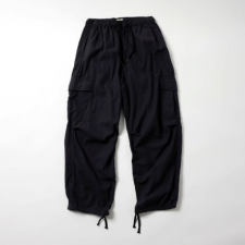 <img class='new_mark_img1' src='https://img.shop-pro.jp/img/new/icons1.gif' style='border:none;display:inline;margin:0px;padding:0px;width:auto;' />GOLD / VAT DYE CHAMBRAY EASY CARGO PANTS