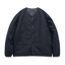 <img class='new_mark_img1' src='https://img.shop-pro.jp/img/new/icons1.gif' style='border:none;display:inline;margin:0px;padding:0px;width:auto;' />nanamica / Reversible Down Cardigan