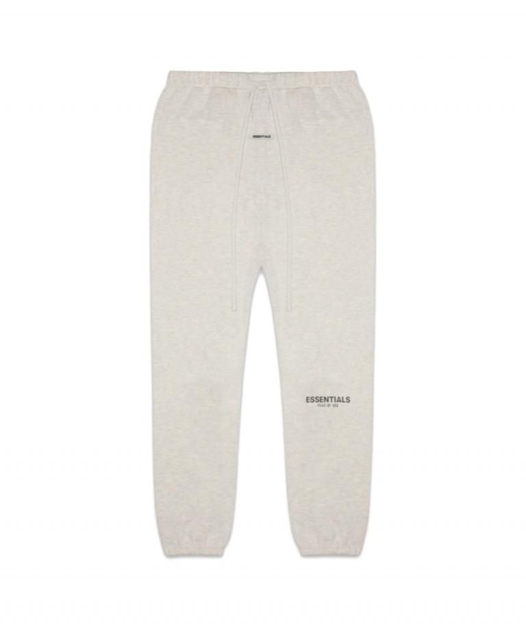 <img class='new_mark_img1' src='https://img.shop-pro.jp/img/new/icons5.gif' style='border:none;display:inline;margin:0px;padding:0px;width:auto;' />FOG  ESSENTIALS リフレクタースウェットパンツ　ESSENTIALS Sweatpants 