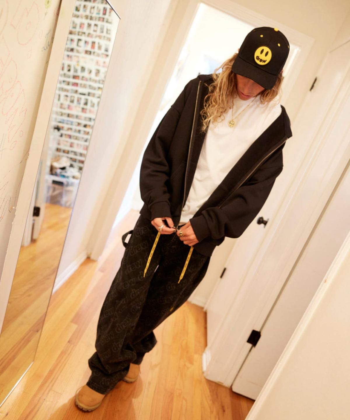 Justin Bieberプロデュースブランドdrew house 刺繍 cap drew house mascot snapback マスコット刺繍 スナップバック