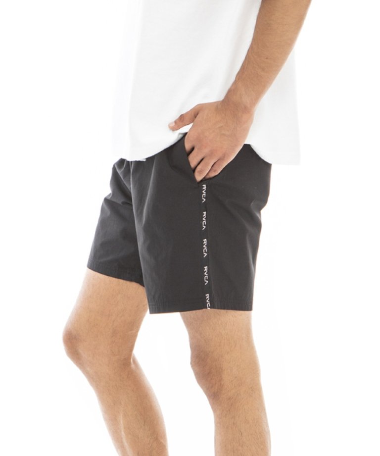 RVCA (롼 VA STANDARD ISSUE SWIFT SHORTS BLK