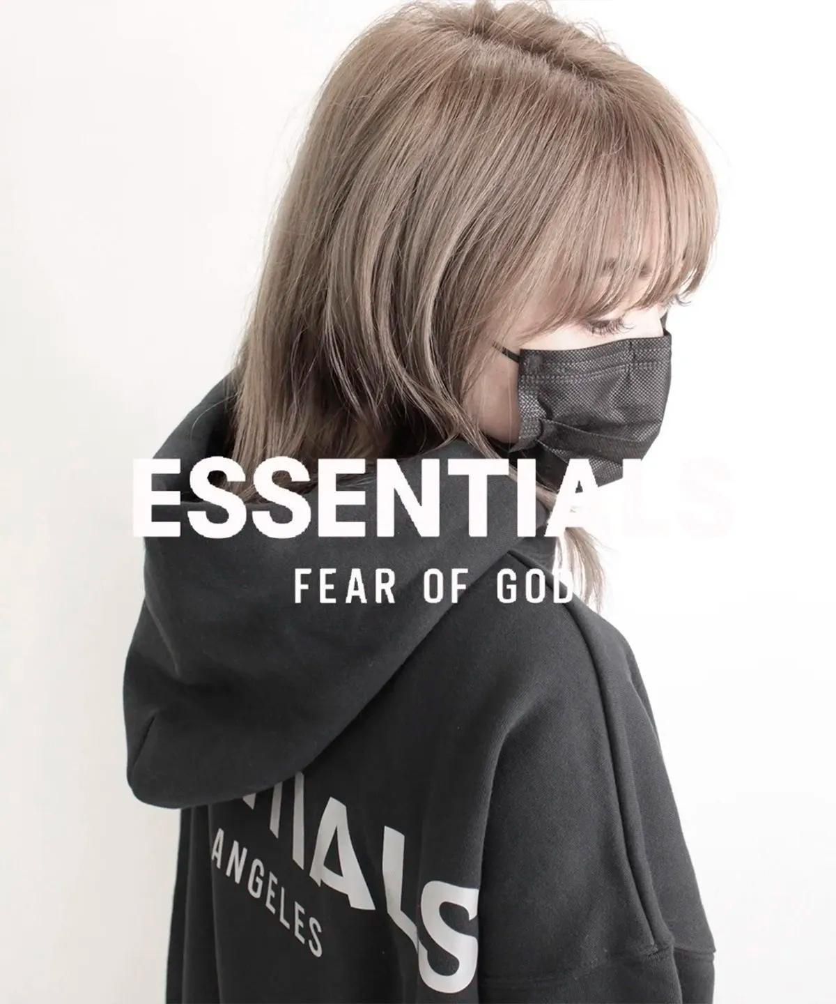 FOG ESSENTIALS LA限定リフレクターロゴフーディ - Fear Of God