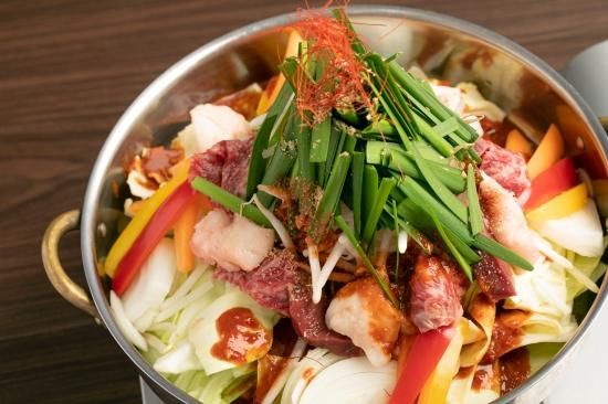 ちりとり鍋 野菜付きフルセット（2～3人前） - 奈良の名店、もつ粋