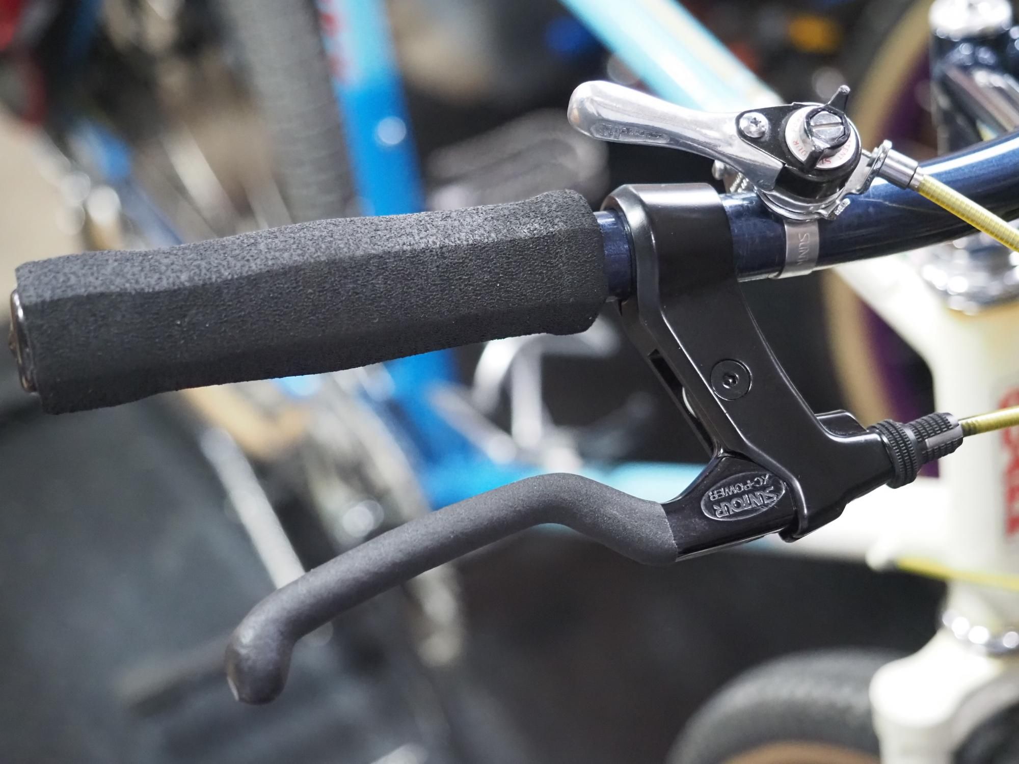 【ちかちん】自転車のブローチ ４♪ブローチ２２３含む合計１１点 ちかちん様専用】自転車のブローチ 4♪ブローチ223含む合計