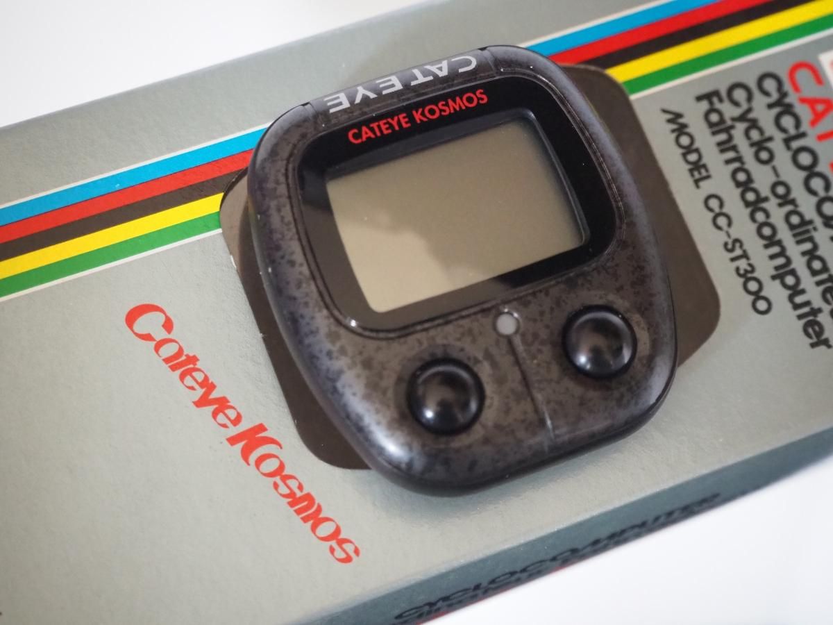 CAT EYE KOSMOS サイクルコンピューター(2色) - CHOUCHIN CYCLE CAT EYE KOSMOS サイクルコンピューター(2色) - CHOUCHIN CYCLE