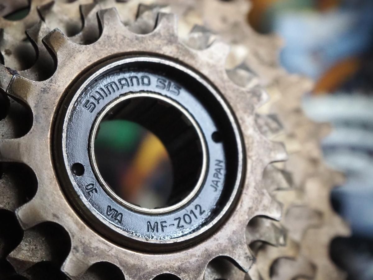 SHIMANO 独歩　玉の柄　2本物 ︎‼︎未使用品・貴重品・未記入保証書付‼︎ SHIMANO 独歩 玉の柄 2本物 ︎‼︎未使用品・貴重品・未記入保証