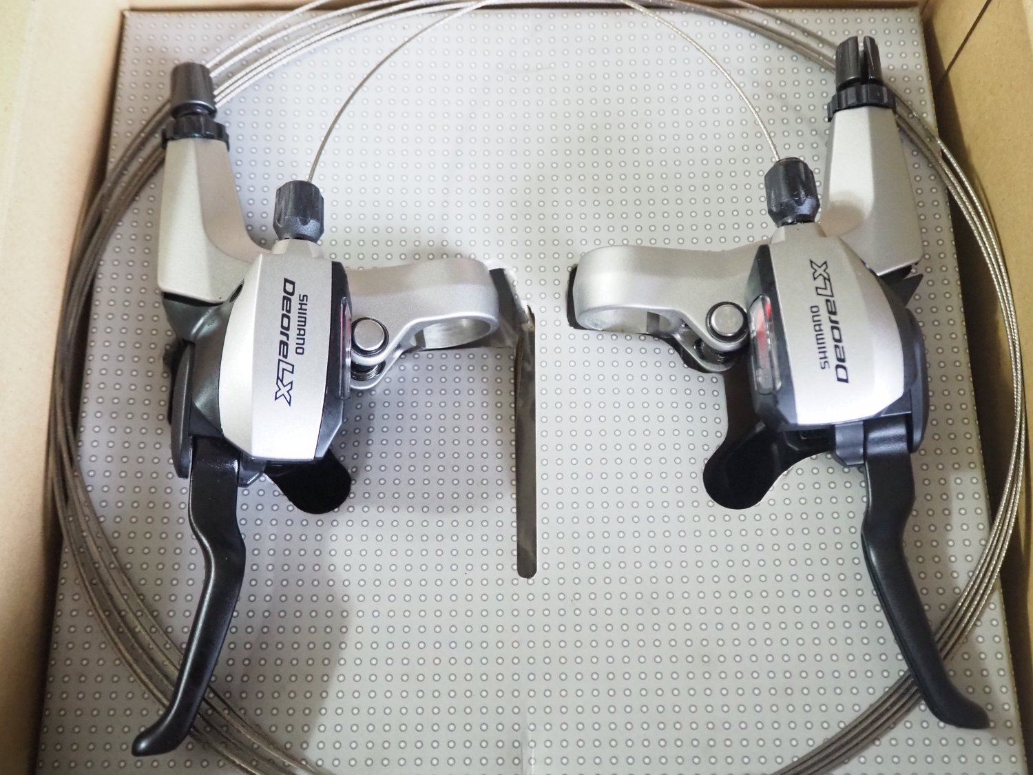 SHIMANO DEORE LX ST-M580 
