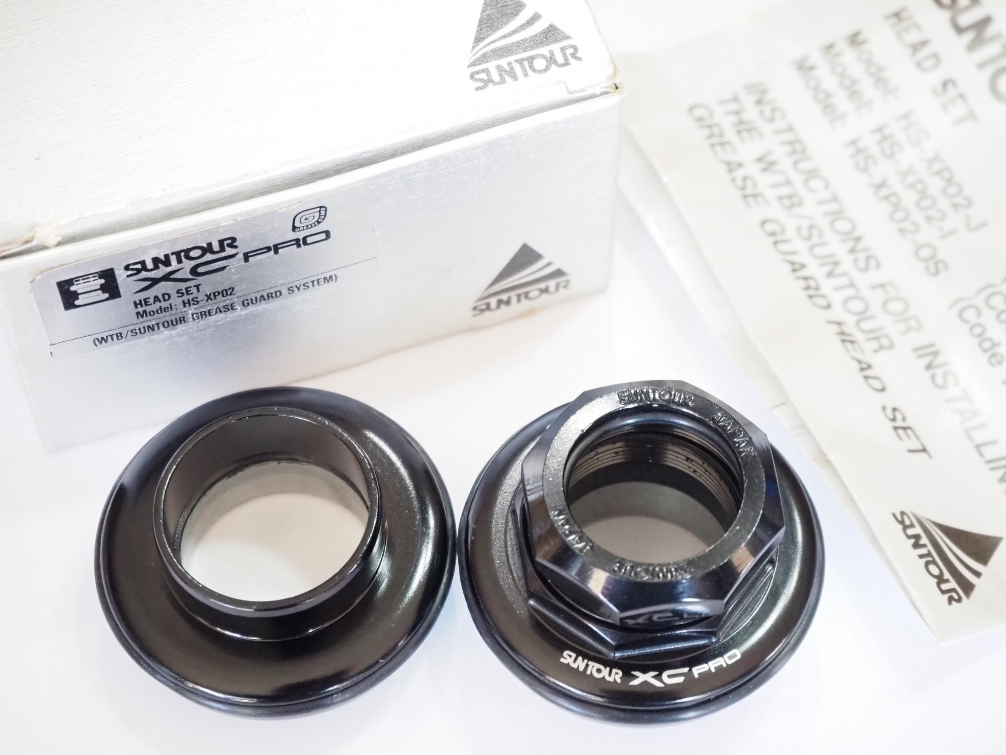 <img class='new_mark_img1' src='https://img.shop-pro.jp/img/new/icons55.gif' style='border:none;display:inline;margin:0px;padding:0px;width:auto;' />SUNTOUR XC PRO WTB GREASE GUARD HEAD SET