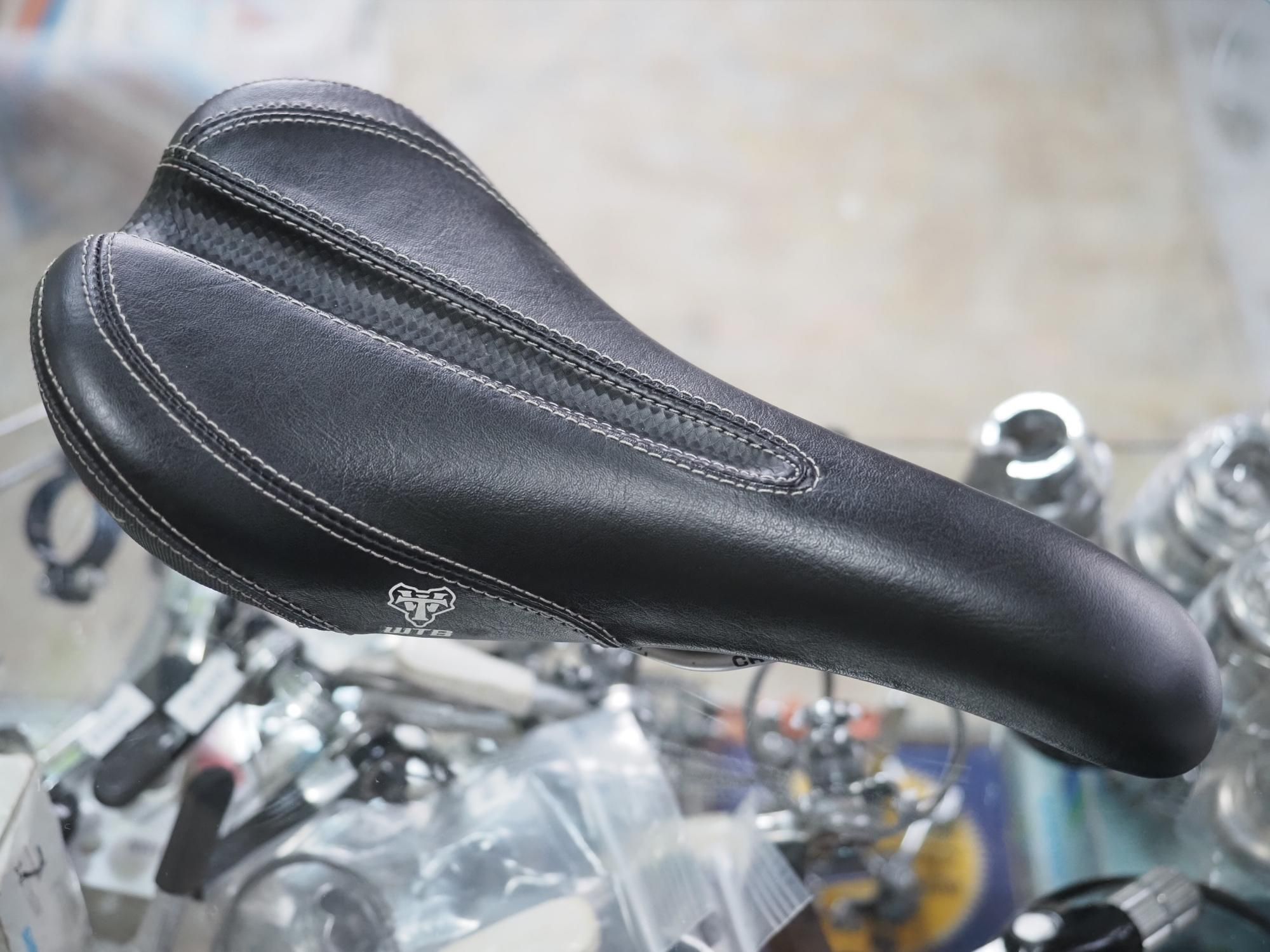 貴重 ラスト1点 WTB ROCKET サドル ホワイト 未使用 保管品 貴重 ラスト1点 WTB ROCKET サドル ホワイト 未使用 保管品