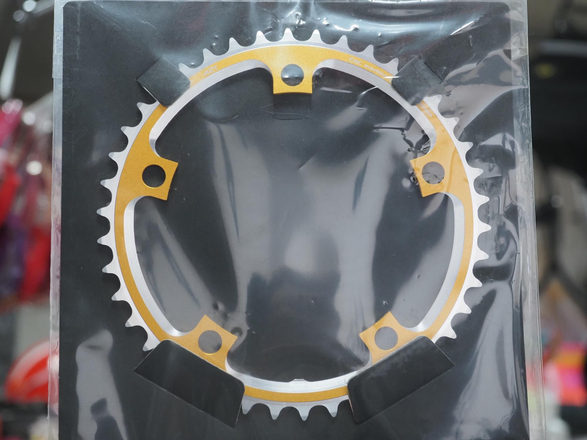 <img class='new_mark_img1' src='https://img.shop-pro.jp/img/new/icons14.gif' style='border:none;display:inline;margin:0px;padding:0px;width:auto;' />SUGINO PE130S 42T