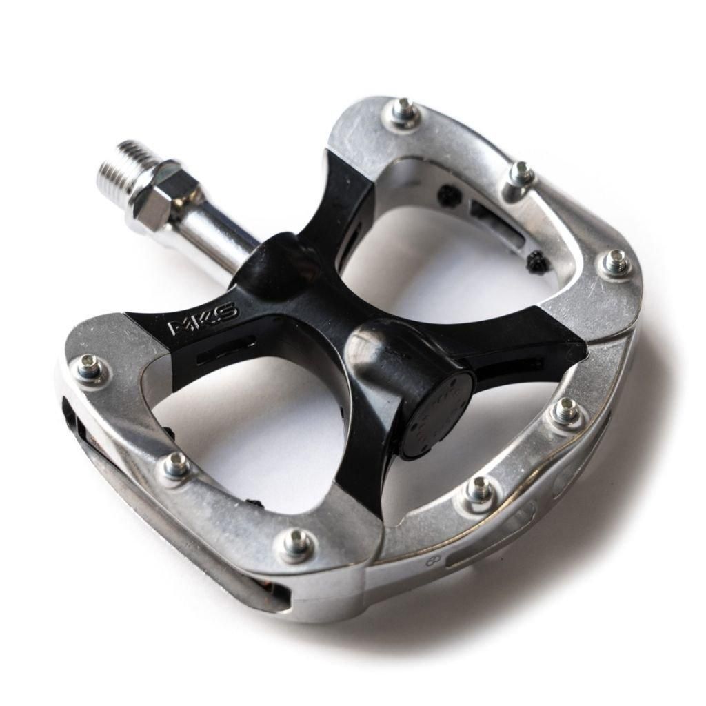 <img class='new_mark_img1' src='https://img.shop-pro.jp/img/new/icons14.gif' style='border:none;display:inline;margin:0px;padding:0px;width:auto;' />MKS pretzel pedal BL special (BLACK BODY SILVER CAGE)
