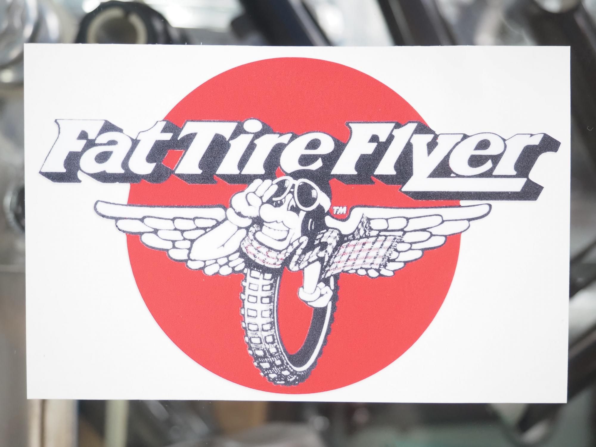 <img class='new_mark_img1' src='https://img.shop-pro.jp/img/new/icons14.gif' style='border:none;display:inline;margin:0px;padding:0px;width:auto;' />Fat Tire Flyer ()