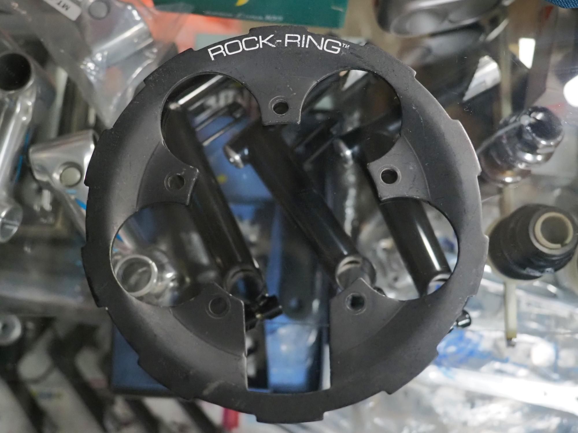 <img class='new_mark_img1' src='https://img.shop-pro.jp/img/new/icons14.gif' style='border:none;display:inline;margin:0px;padding:0px;width:auto;' />ROCK-RING 