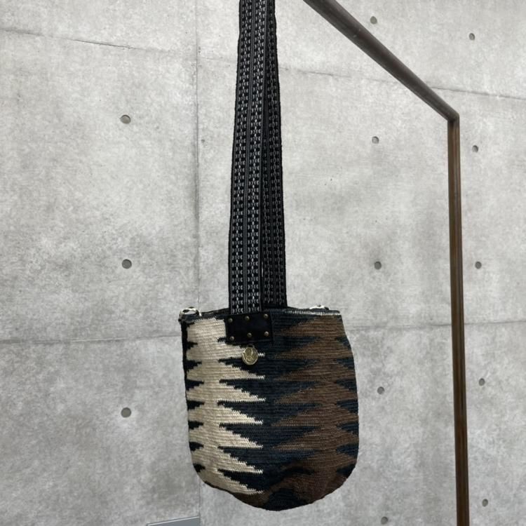 ヴィンテージ　エクアドル　シグラバッグ　サイザル　ショルダーバッグ　古着　シグラ アルマジロストアーズ エクアドル シグラバッグ 
