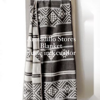 アルマジロストアーズ エクアドル ブランケット "日本初上陸" Armadillo Stores Pinsaqui blanket