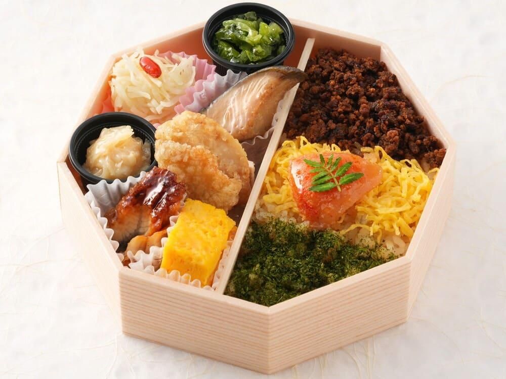 77.食べる九州旅行/九州オールスター弁当”スタンダード版”