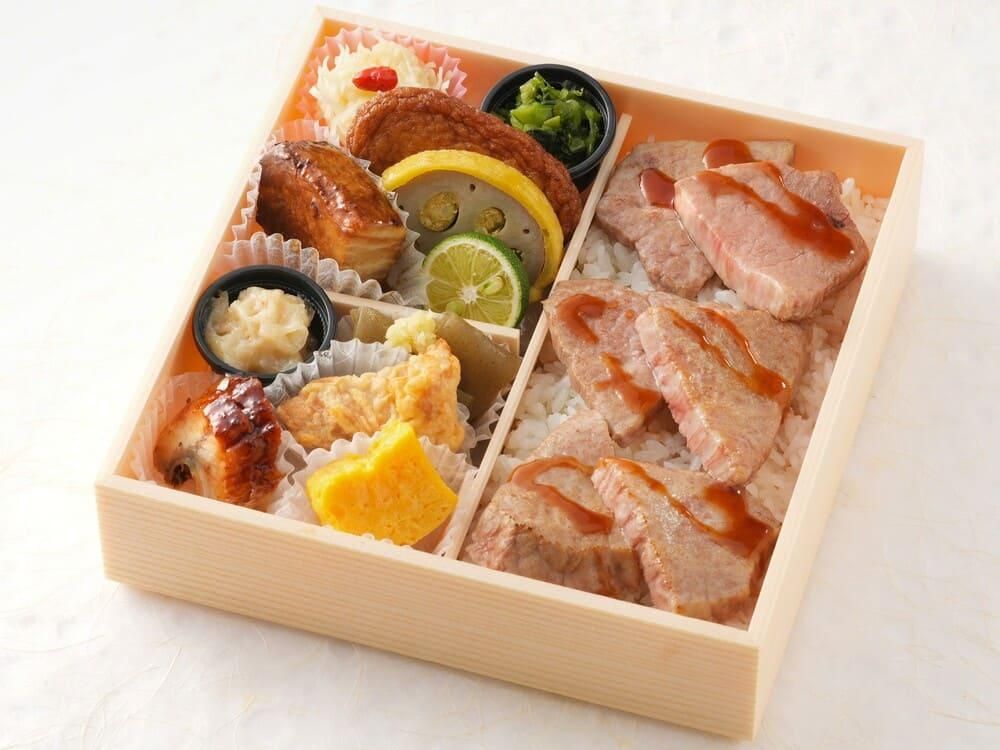 79.食べる九州旅行/九州オールスター弁当”デラックス版”