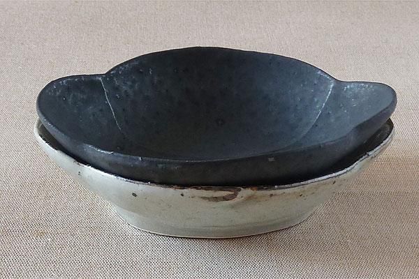 鉄釉小鉢 (五点組) 未使用 新品同様 額賀円也｜鉄釉 / 粉引 木瓜小鉢｜和食器通販｜暮らしのうつわの
