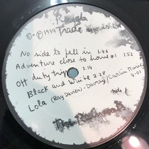 LP The Raincoats / S.T / UK Original - レコード・ショップ