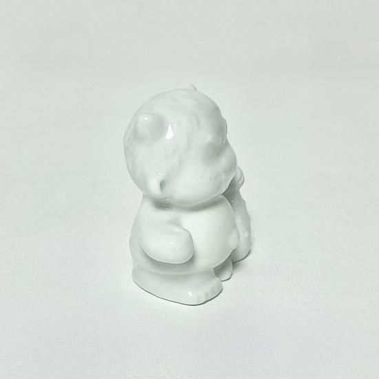 ミニサイズ(高さ5cm)の昔話の小鬼 - 白磁販売専門店 Painter's Garden