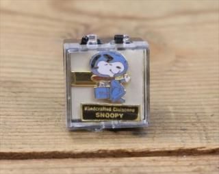 70s AVIVA SNOOPY ASTRO TIE BAR