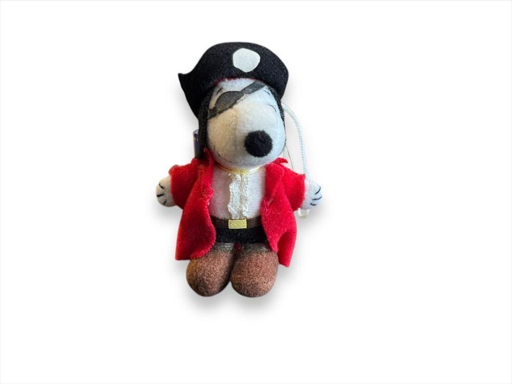 familiar MY SNOOPY COLLECTION 2002 ピンバッジ familiar MY SNOOPY COLLECTION 2002 ピンバッジ